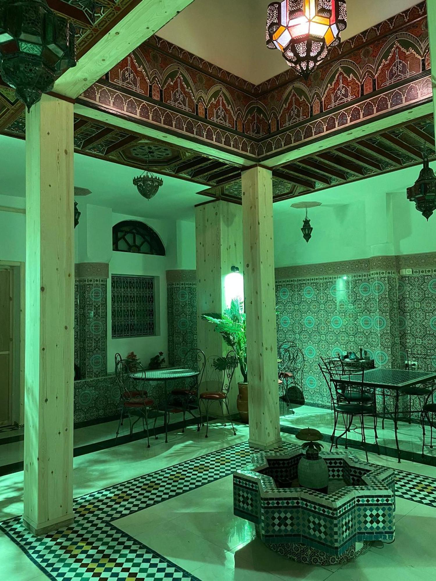 La Casa Espanyola Fez Eksteriør billede